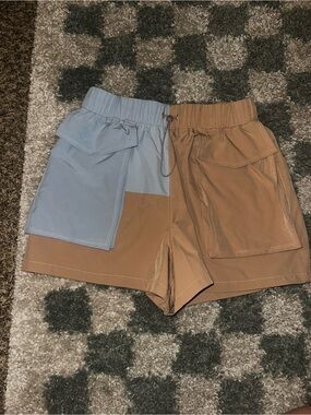 Fabletics Light Blue & Brown Colorblock Shorts